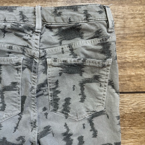 Free People Green Khaki High Rise Skinny Jeans Size 26 Jacquard High Rise Pants - Picture 6 of 13